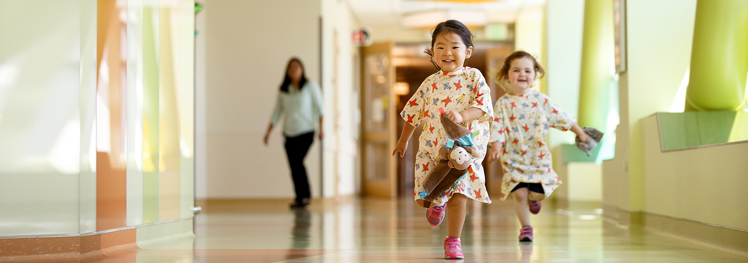 little girls playing in hospital
